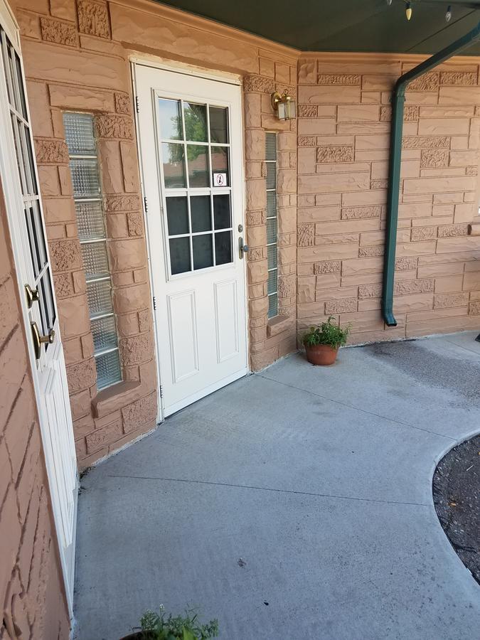 Sleep For Less Motel Sidney Exterior foto